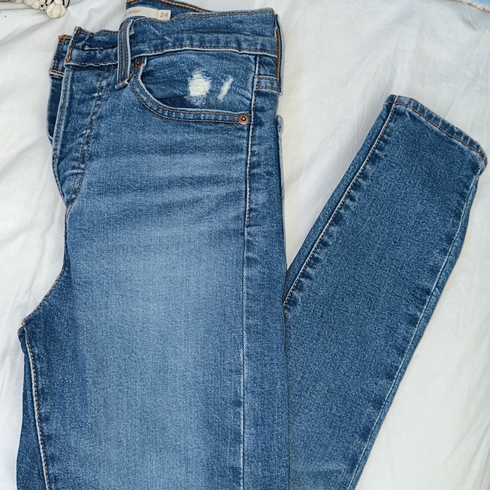 Levi’s wedgie skinny jeans